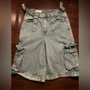 【ZARA】DETACHABLE CARGO DENIM PANTS ZARA DETACHABLE CARGO DENIM.